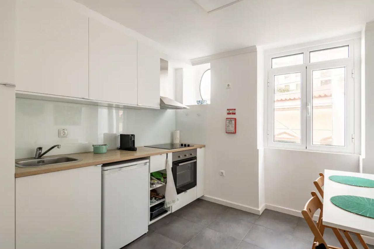 Sol Apt Beachfront Duplex Понта-ду-Сол Екстер'єр фото